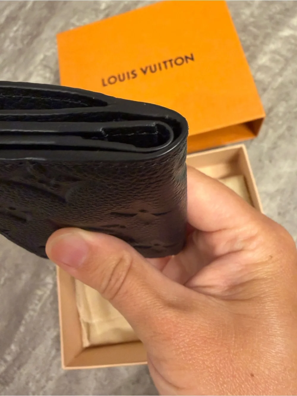 Louis Vuitton 100% authentic